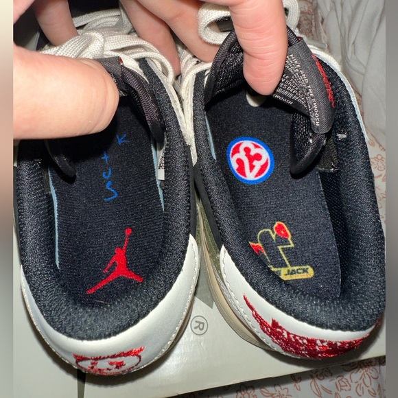 Kids Jordan 1 retro low OG Travis Scott medium Olive - Picture 8 of 9